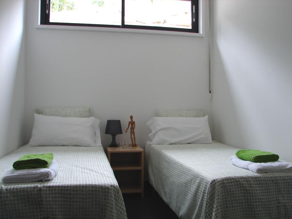 Casa Ceca De La Playa Y Barcelona, Con Piscina Climatizada Y Jacuzzi Villa Vallromanes Room photo